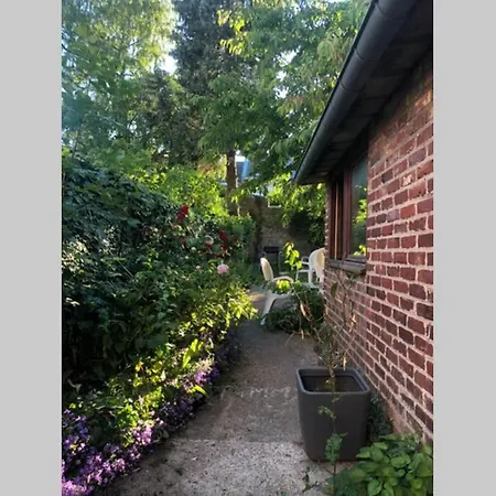 Maison Entiere Emplacement Ideal Sur Amiens Holiday home Amiens